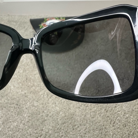 Vintage Y2K Ed Hardy Sunglasses - Picture 9 of 9